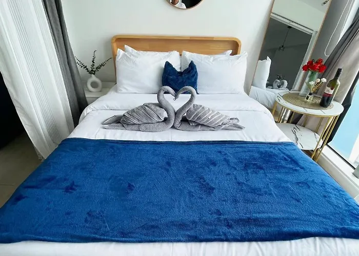 Staycation In Marymount *